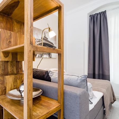 The Lohmeyerstr Hh, 2 Bed Rooms Up To 5 People ベルリン エクステリア 写真