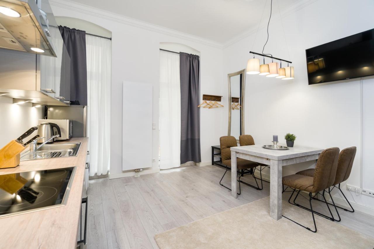 The Lohmeyerstr Hh, 2 Bed Rooms Up To 5 People ベルリン エクステリア 写真